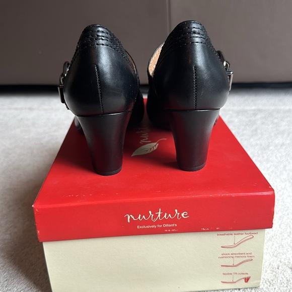 Black Nurture Wittney Pumps - size 7.5 - Picture 3 of 7